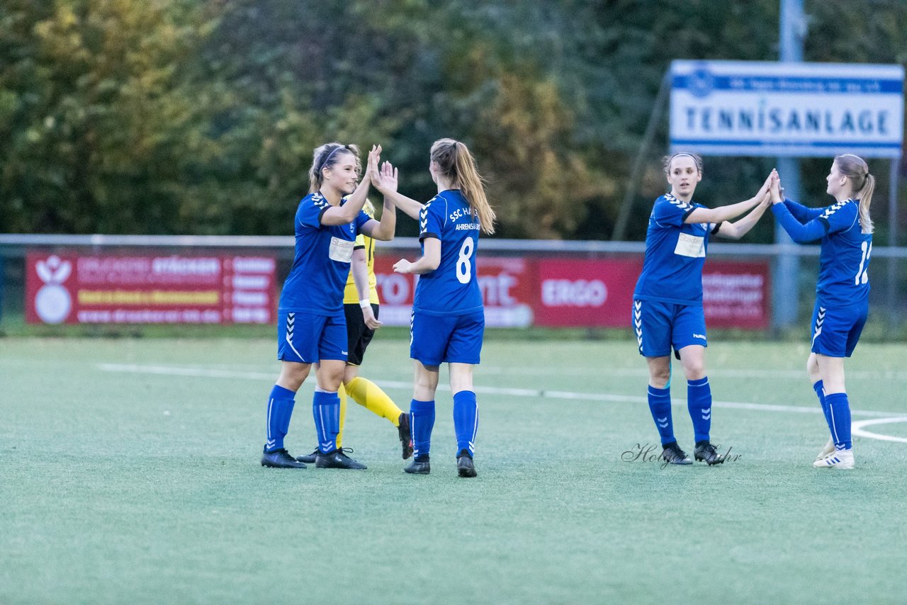 Bild 379 - F SSC Hagen Ahrensburg - SV Frisia 03 Risum-Lindholm : Ergebnis: 2:0